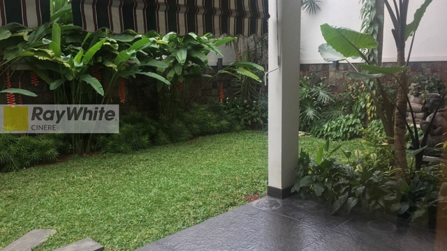 Sewa Rumah dalam town house di Kemang image 6