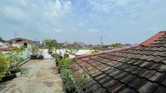 Sewa Rumah Cinere Megapolitan luas 240m2 4 Kamar Dekat Pintu Tol Desari image 4