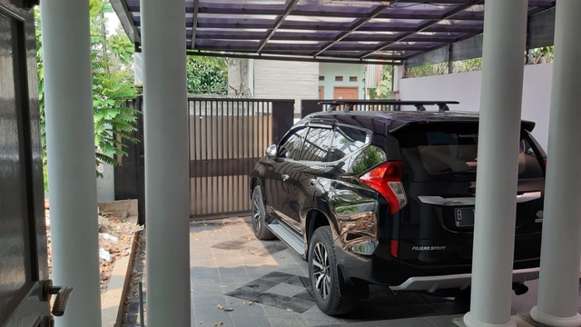 Sewa Rumah dengan Kondisi Baik dan Menarik di Cinere Raya image 4