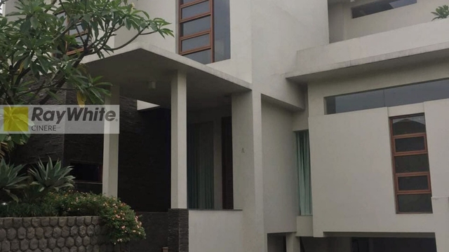 Sewa Rumah dalam town house di Kemang image 5