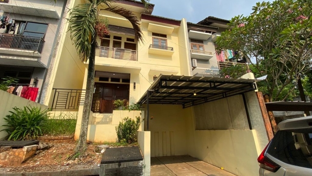 Sewa Rumah Lingkungan Asri Siap Huni Di Cinere