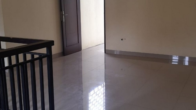 Sewa Rumah Siap Huni 2 Lantai di Gandul image 6