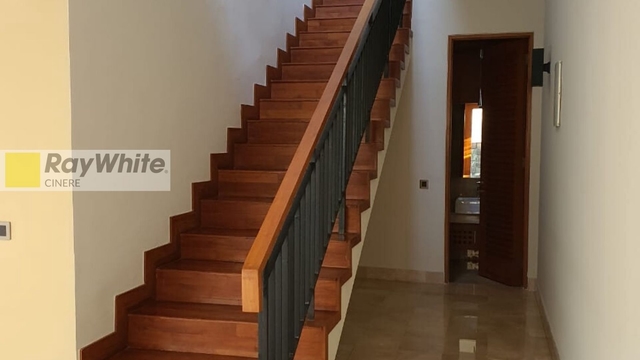 Sewa Rumah dalam town house di Kemang image 3