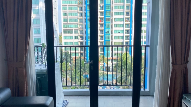 Sewa Clean & Cozy 2BR Apartment Unit at Hampton's Park Cilandak image 4