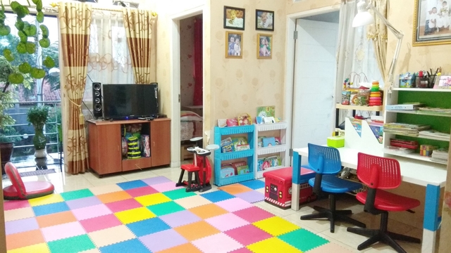 Sewa Rumah Hoek di Beji, Depok image 3