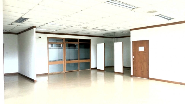 Sewa Kantor Hitung Tanah, Area Komersial, Luas 1.055 m2 di Kebayoran Baru image 4