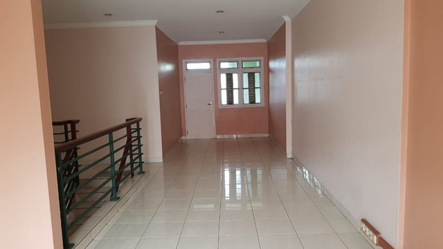 Sewa Rumah Siap Huni Bangunan Terawat Di Cinere image 4