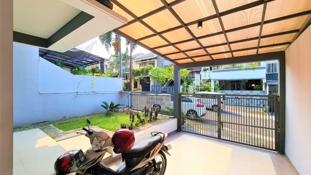 Sewa Rumah Lingkungan Asri Lokasi Strategis Siap Huni Di Cinere image 2