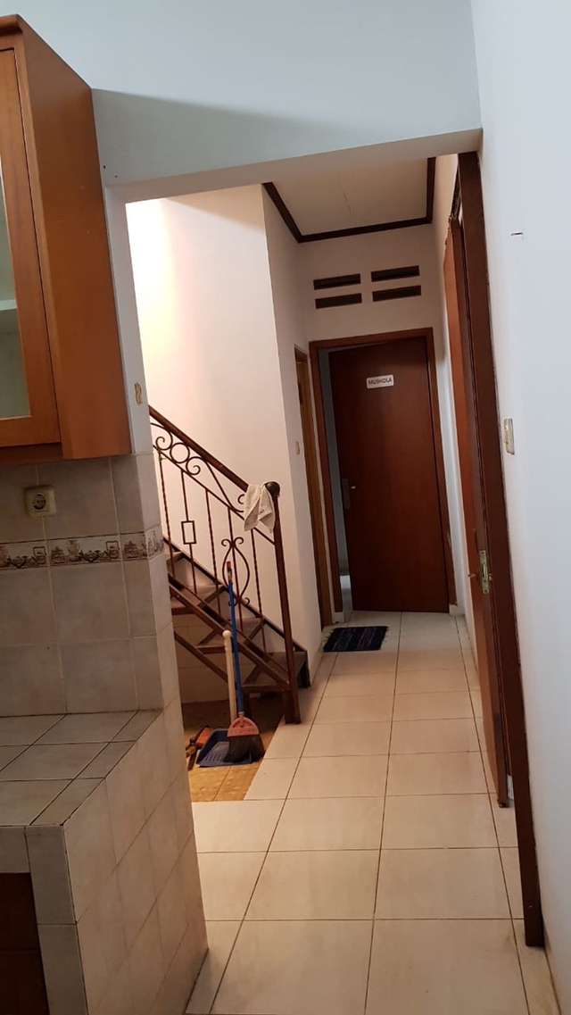 Sewa Rumah Siap Huni Di Cilandak, Jakarta Selatan image 4